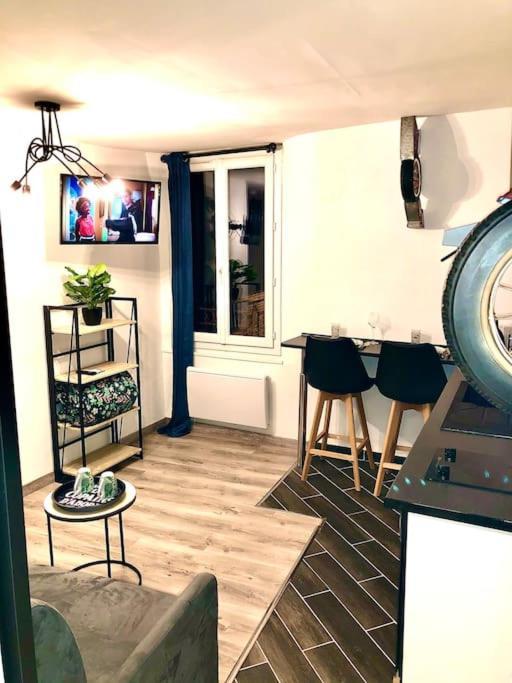 Le Mecanique Room Centre Ville, Parking Gratuit Sens Dış mekan fotoğraf